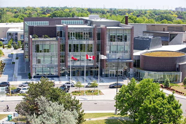 Faça direito no Canadá com o curso de paralegal no Centennial College