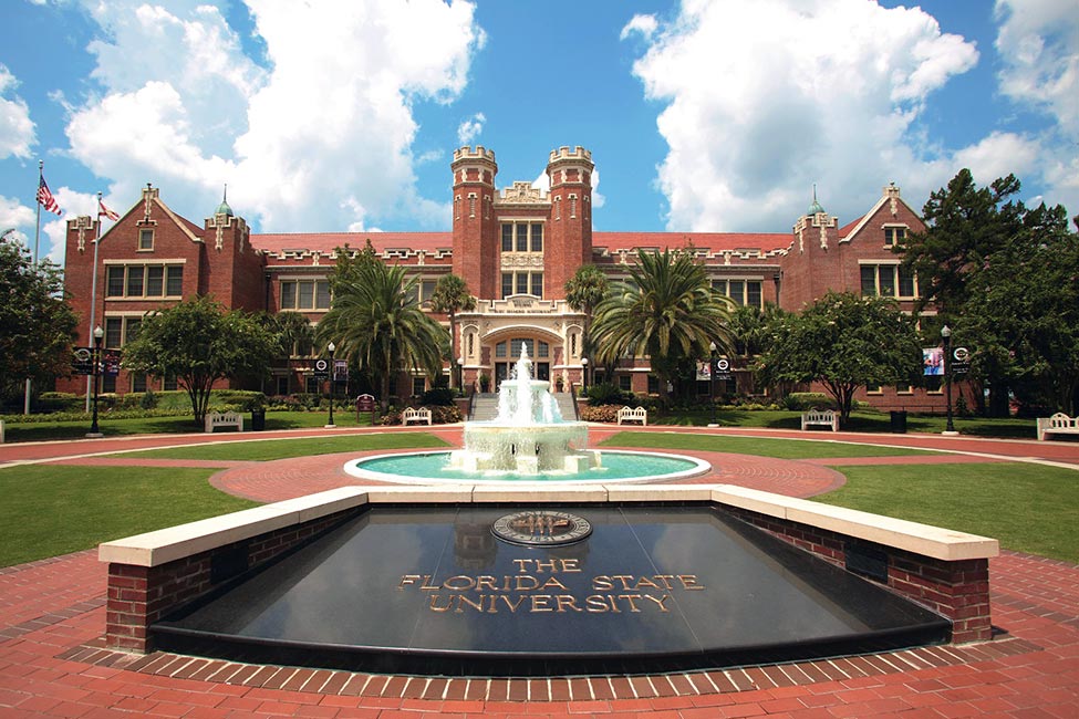 Florida State University é uma universidade de renome e perfeita para você estudar na Flórida.