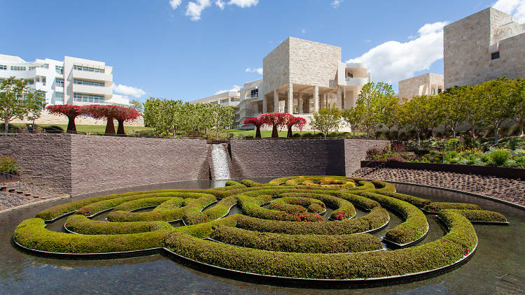 Labirinto do museu Getty Center na cidade de Los Angeles.
