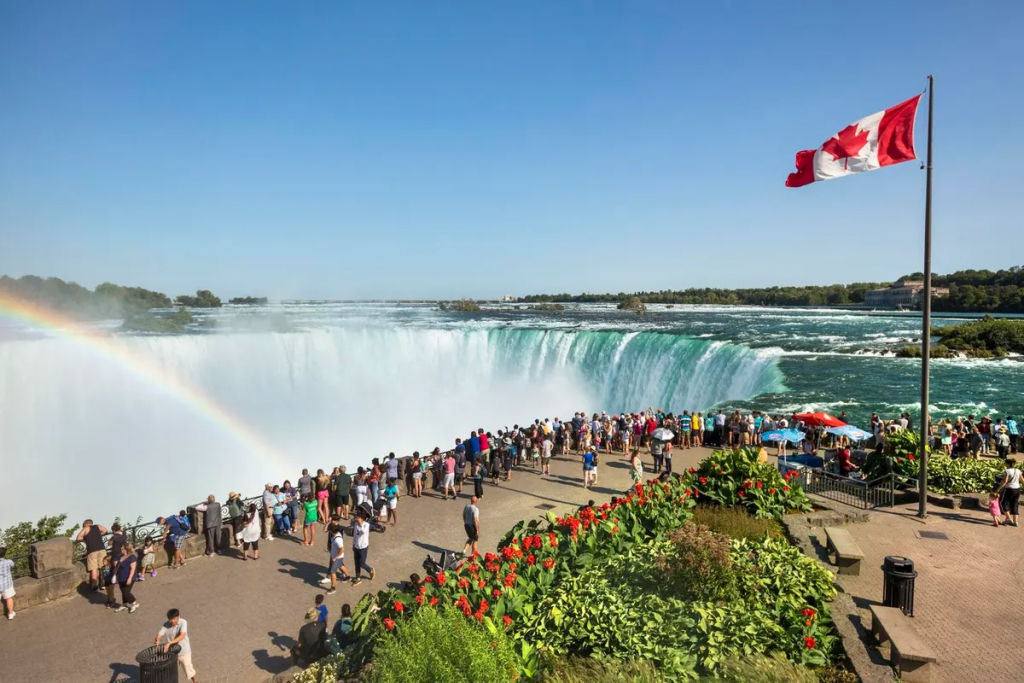 Visite Niagara Falls no verão!