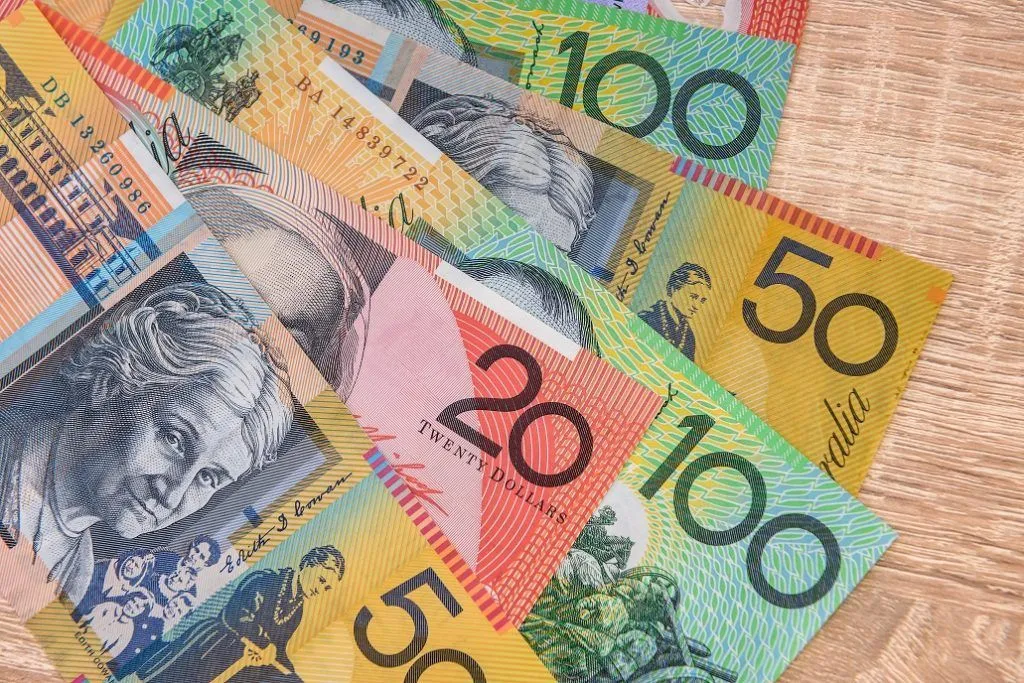 Dólares australianos. Visto para a Austrália.