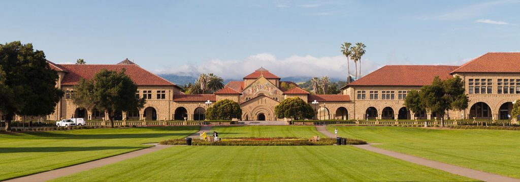 Campus da universidade de Stanford. Universidades dos Estados Unidos
